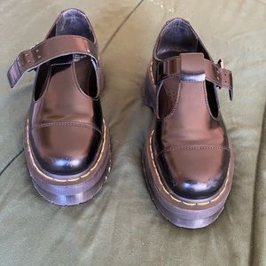 Reposting these shoes that I bought on this app